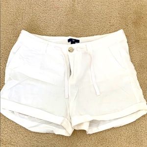 Gap linen shorts!